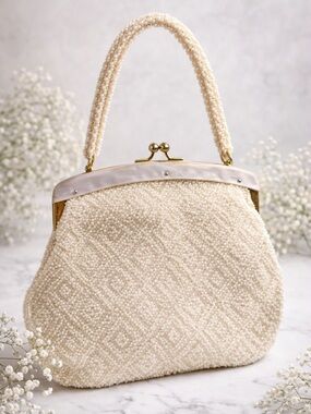 Vintage Ivory Beaded Handbag Pearl Clutch Purse Hong Kong Gold Frame Kiss Lock